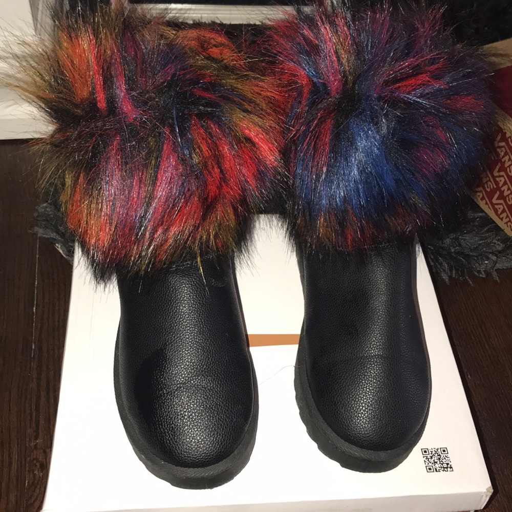 Multi color black lather fur boots